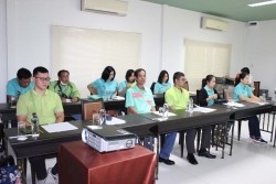 20210816033713.jpg - โครงการพัฒนาบุคลากรสายสนับสนุน เรื่อง “จิตวิทยาดี สมรรถภาพสูง ผลประเมินดีเด่น ผ่านเกณฑ์วิสัยทันศ์ รู้แน่นชัดจากงานเป็นทีม” | https://facagri.cmru.ac.th/web