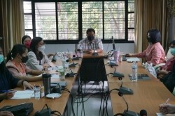 20211222074405.jpg - ประชุมการจัดทำแผนการจัดการความรู้ (KM) ประจำปีการศึกษา 2564/ปีงบประมาณ 2565 สายวิชาการ | https://facagri.cmru.ac.th/web