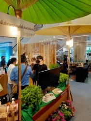 20220318085109.jpg - ออกบูธงาน Chiangmai Organic &​ Natural Expo 2022 | https://facagri.cmru.ac.th/web