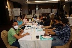 20220614075631.jpg - การสัมมนาเชิงปฏิบัติการ เรื่องการจัดทำแผนยุทธศาสตร์และการแปลงแผนสู่การปฏิบัติ | https://facagri.cmru.ac.th/web