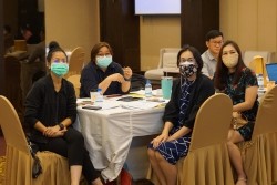 20220614075643.jpg - การสัมมนาเชิงปฏิบัติการ เรื่องการจัดทำแผนยุทธศาสตร์และการแปลงแผนสู่การปฏิบัติ | https://facagri.cmru.ac.th/web