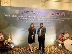 20231226132234.jpg - นำเสนอโปสเตอร์ในการประชุม ในหัวข้อ Bring Local to Global | https://facagri.cmru.ac.th/web
