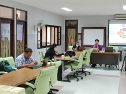 20240228141513.jpg - อบรมเชิงปฏิบัติการ การออกแบบและปรับปรุงหลักสูตรคณะเทคโนโลยีการเกษตร ตามมาตรฐานคุณวุฒิระดับอุดมศึกษา พ.ศ. 2565 | https://facagri.cmru.ac.th/web