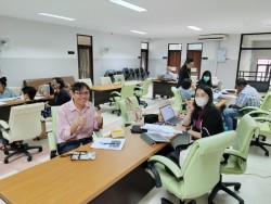 20240228141526.jpg - อบรมเชิงปฏิบัติการ การออกแบบและปรับปรุงหลักสูตรคณะเทคโนโลยีการเกษตร ตามมาตรฐานคุณวุฒิระดับอุดมศึกษา พ.ศ. 2565 | https://facagri.cmru.ac.th/web