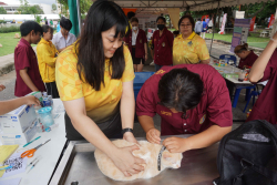 20240705141559.jpg - จัดบูทนิทรรศการ ครบรอบ 100 ปี มหาวิทยาลัยราชภัฏเชียงใหม่ | https://facagri.cmru.ac.th/web