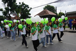 20240706140953.jpg - ขบวนพาเหรด 100 ปี CMRU Carnival | https://facagri.cmru.ac.th/web