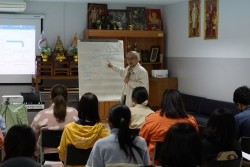 20210811033441.jpg - การฝึกอบรมเชิงปฏิบัติการการวิเคราะห์ข้อมูลพื้นฐานจากการสำรวจรายหมู่บ้านเพื่อจัดทำแผนที่ชุมชน ตำบลแม่อาย อำเภอแม่อาย | https://facagri.cmru.ac.th/web