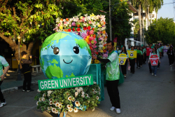 20241226102902.jpg - ขบวบพาเหรดและพิธีเปิด ลูกพระพิฆเนศวรเกมส์ ครั้งที่ 14 | https://facagri.cmru.ac.th/web