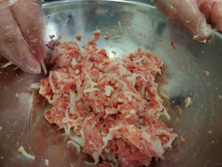20250204091927(4).jpg - ปฏิบัติการแปรรูปแหนมหมู | https://facagri.cmru.ac.th/web