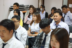 20250430100338.jpg - การสัมมนานักศึกษาก่อนออกฝึกปฎิบัติการวิชาชีพครู ประจำปี 2568 | https://facagri.cmru.ac.th/web