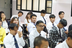 20250430100340(1).jpg - การสัมมนานักศึกษาก่อนออกฝึกปฎิบัติการวิชาชีพครู ประจำปี 2568 | https://facagri.cmru.ac.th/web