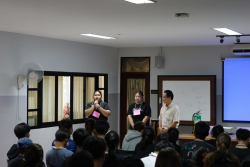 20250613095032(2).jpg - นักศึกษาพบอาจารย์ที่ปรึกษาประจำหมู่เรียนและกิจกรรมสัมพันธ์ | https://facagri.cmru.ac.th/web