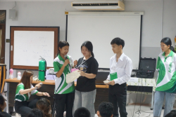 20250613095041(2).jpg - นักศึกษาพบอาจารย์ที่ปรึกษาประจำหมู่เรียนและกิจกรรมสัมพันธ์ | https://facagri.cmru.ac.th/web