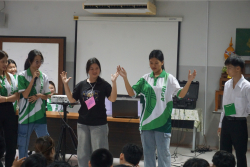 20250613095042(1).jpg - นักศึกษาพบอาจารย์ที่ปรึกษาประจำหมู่เรียนและกิจกรรมสัมพันธ์ | https://facagri.cmru.ac.th/web