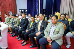 20250614161959(1).jpg - กิจกรรมปฐมนิเทศนักศึกษาใหม่ พิธีอัญเชิญตราพระราชลัญจกร และมอบเข็มตราพระราชลัญจกร ประจำปีการศึกษา 2568 | https://facagri.cmru.ac.th/web