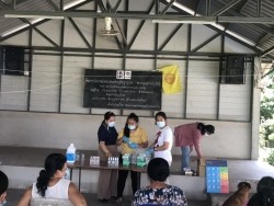 20210810050648.jpg - โครงการรณรงค์การป้องกันและควบคุมสถานการณ์โรคระบาดคิดเชื้อไวรัสโคโรน่า 2019 ชุมชนบ้านหนองก๋าย | https://facagri.cmru.ac.th/web