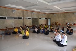20220711084112.jpg - ถวายเทียนพรรษา ประจำปี 2565 | https://facagri.cmru.ac.th/web