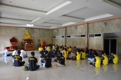20220711084128.jpg - ถวายเทียนพรรษา ประจำปี 2565 | https://facagri.cmru.ac.th/web