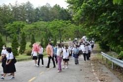 20220711085248.jpg - พิธีทอดผ้าป่ามหากุศล สมทบทุนก่อสร้างองค์พระมหาเจดีย์ | https://facagri.cmru.ac.th/web