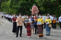 20220711085250.jpg - พิธีทอดผ้าป่ามหากุศล สมทบทุนก่อสร้างองค์พระมหาเจดีย์ | https://facagri.cmru.ac.th/web