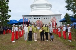 20220711085303.jpg - พิธีทอดผ้าป่ามหากุศล สมทบทุนก่อสร้างองค์พระมหาเจดีย์ | https://facagri.cmru.ac.th/web