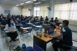 20220811025552.jpg - อบรมความปลอดภัยในห้องปฏิบัติการวิทยาศาสตร์ | https://facagri.cmru.ac.th/web