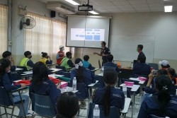 20220811025608.jpg - อบรมความปลอดภัยในห้องปฏิบัติการวิทยาศาสตร์ | https://facagri.cmru.ac.th/web