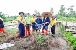 20231227143230(9).jpg - กิจกรรม ปลูกข้าว ปลูกลาน สืบสานสายใย วิถีไทย วิถีพอเพียง | https://facagri.cmru.ac.th/web